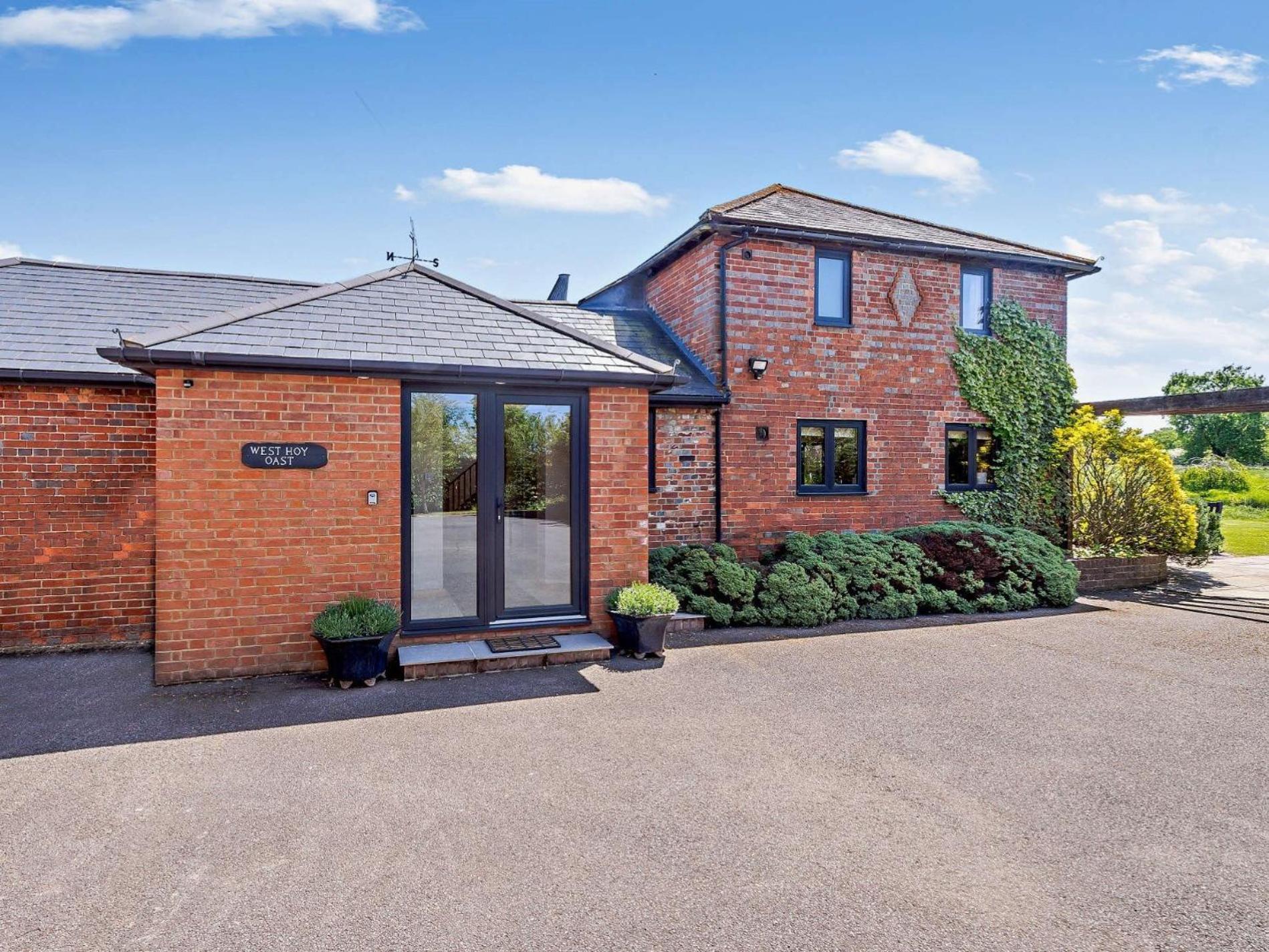 Villa 5 Bed In Smarden 76428 Exterior foto